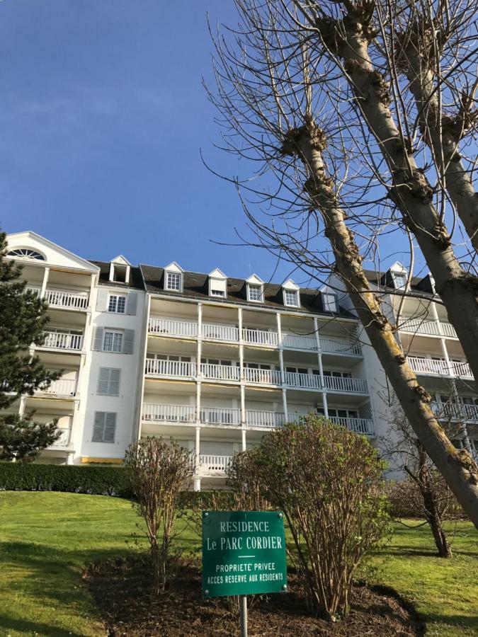 Les Terrasses Du Parc Cordier Trouville-sur-Mer Exterior photo